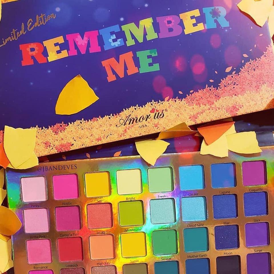 REMEMBER ME - PRESSED PIGMENT PALETTE