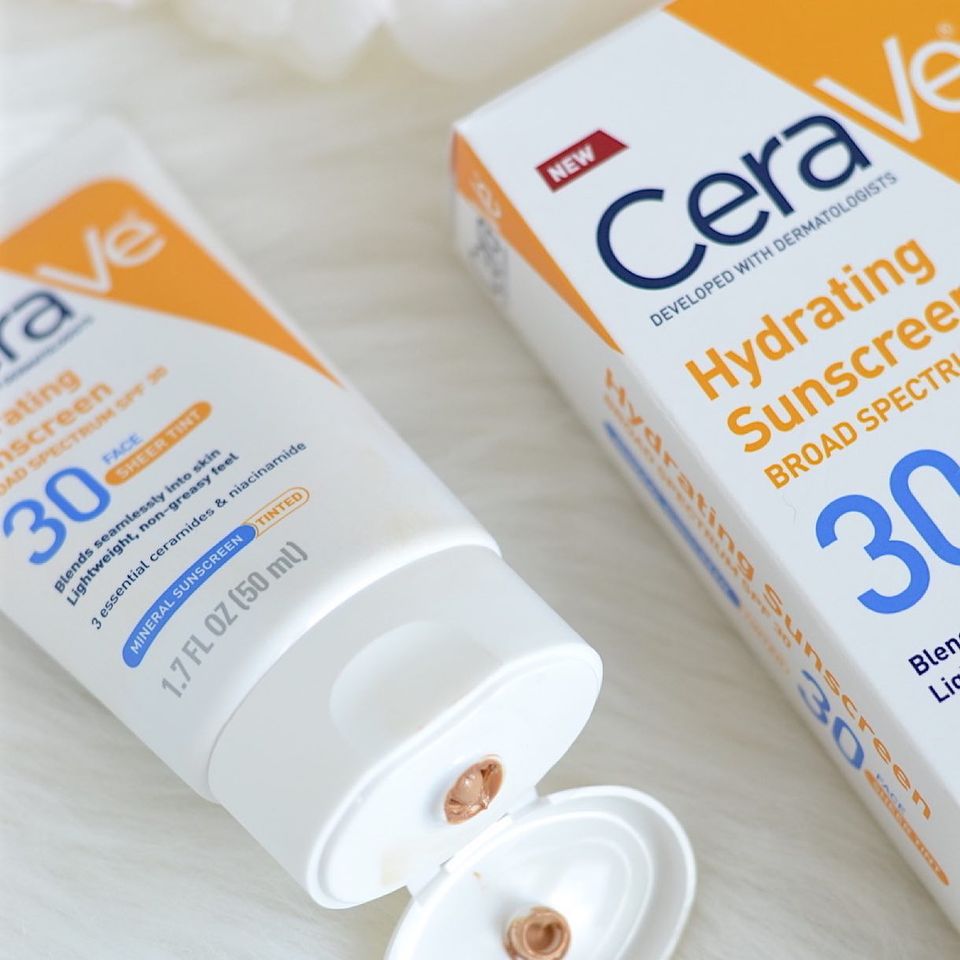 CeraVe Hydrating Sunscreen SPF 30 Face Sheer Tint