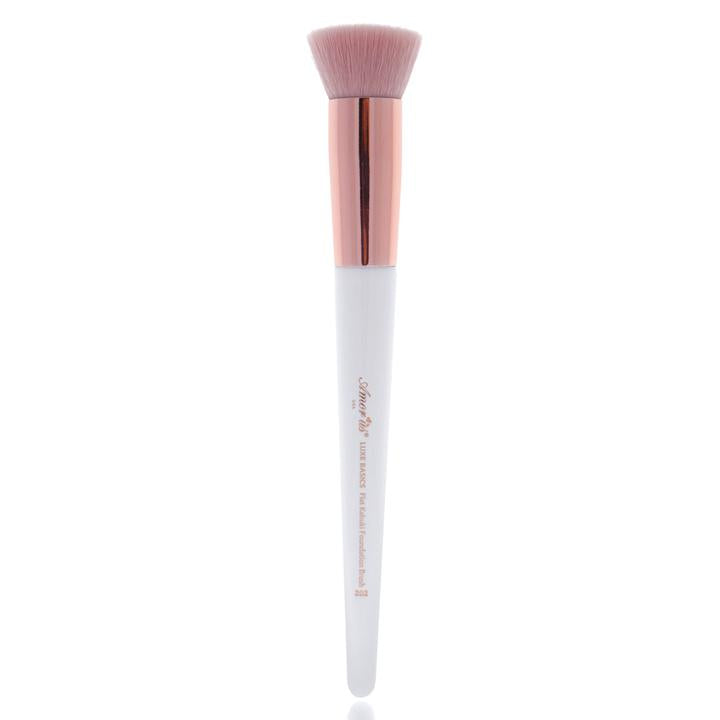 Luxe Basics Flat Kabuki Foundation Brush 202 - Amor Us
