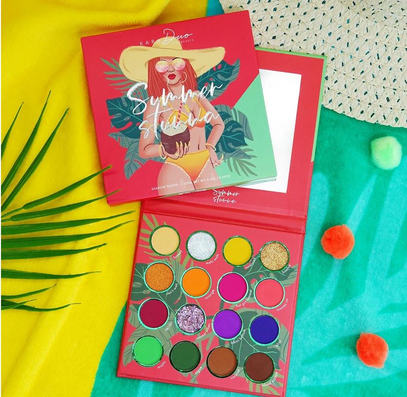 SUMMER STUNNA EYESHADOW PALETTE